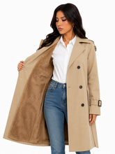 Sobretudo Feminino Amanda Bege | Trench Coat Térmico Forrado com Cinto | Coleção Inverno