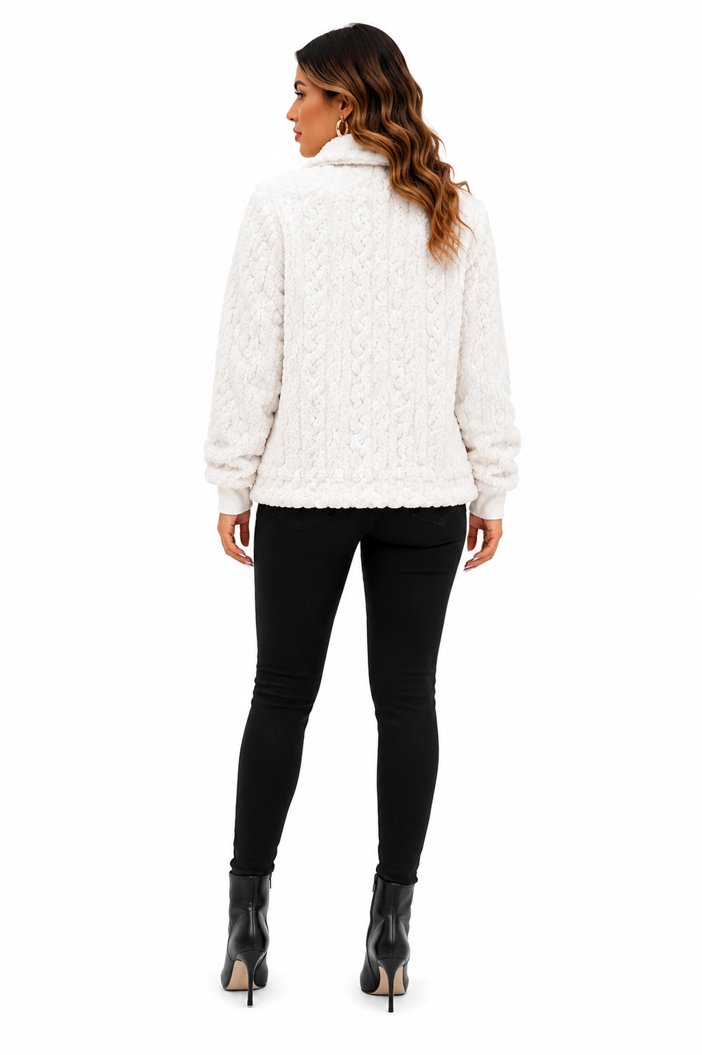 Casaco Feminino Teddy Off White Peluciado